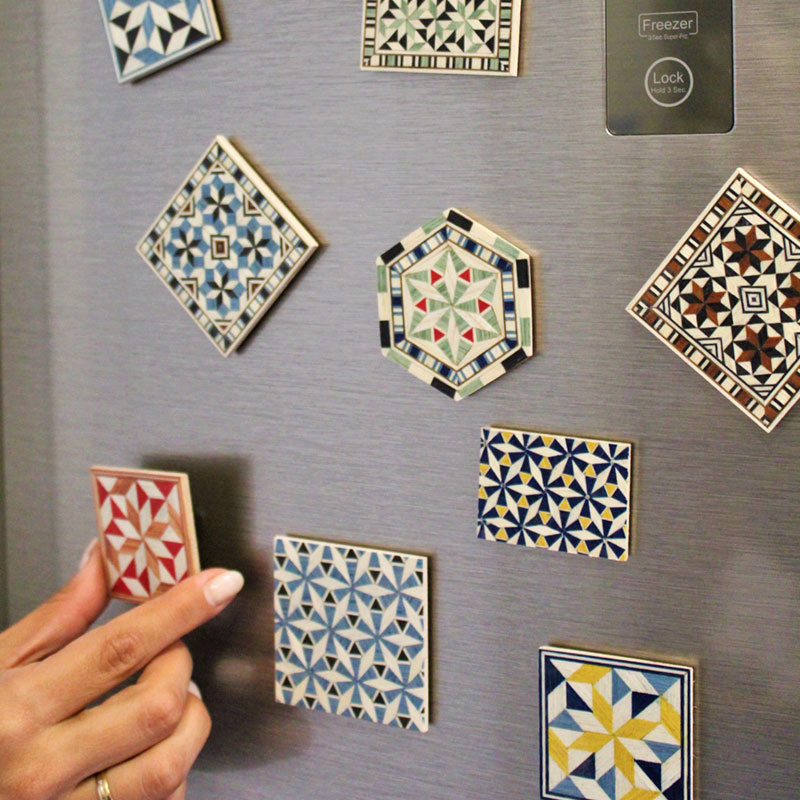 Imán nevera rectangular mosaico azul y amarillo