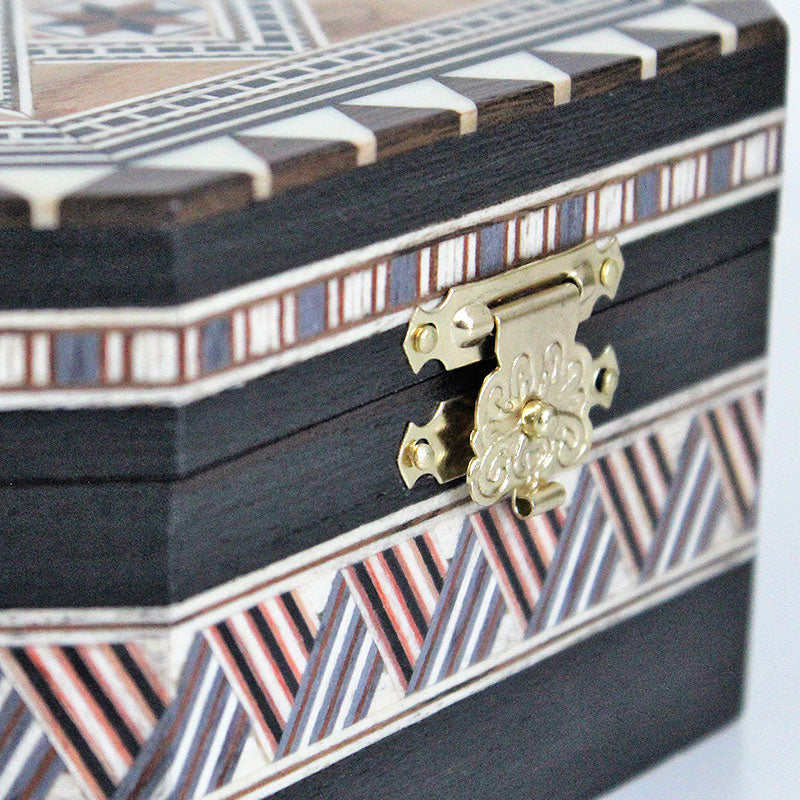 Laitta special octagon jewelry box with mirror Walnut